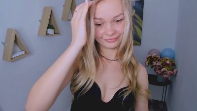 MidnightAura live cam on Cam4