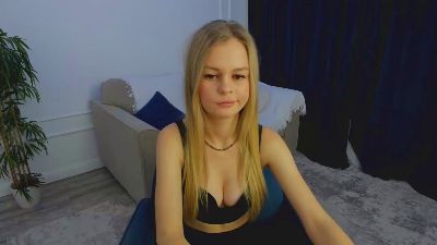 MidnightAura live cam on Cam4