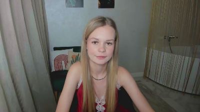 MidnightAura live cam on Cam4