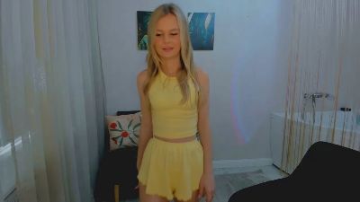 MidnightAura live cam on Cam4