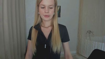 MidnightAura live cam on Cam4