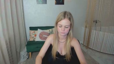 MidnightAura live cam on Cam4