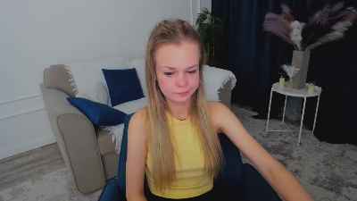 MidnightAura live cam on Cam4