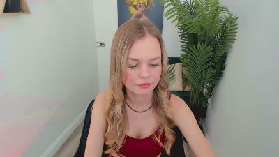 MidnightAura live cam on Cam4