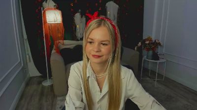 MidnightAura live cam on Cam4