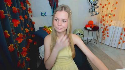 MidnightAura live cam on Cam4