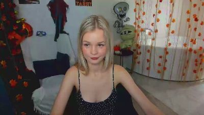 MidnightAura live cam on Cam4