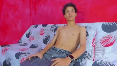 MidnightKing_ live cam on Cam4