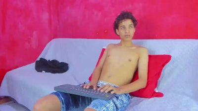 MidnightKing_ live cam on Cam4