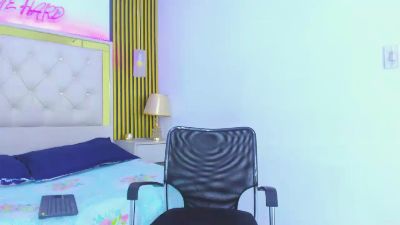 MidnightKing_ live cam on Cam4