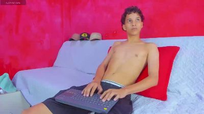 MidnightKing_ live cam on Cam4