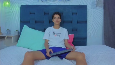 MidnightKing_ live cam on Cam4