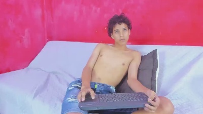 MidnightKing_ live cam on Cam4