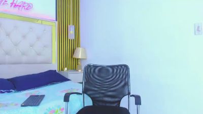 MidnightKing_ live cam on Cam4