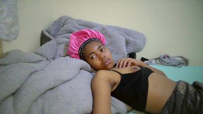 MidnightNala live cam on Cam4