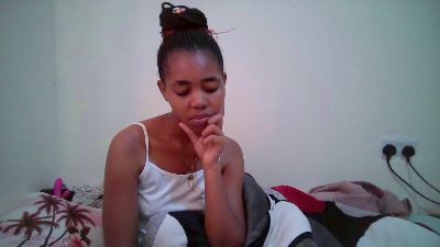 MidnightNala live cam on Cam4