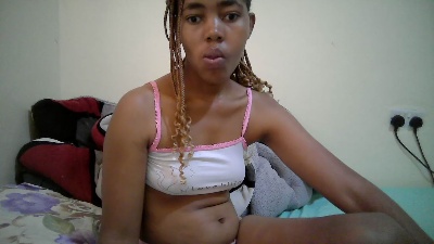 MidnightNala live cam on Cam4