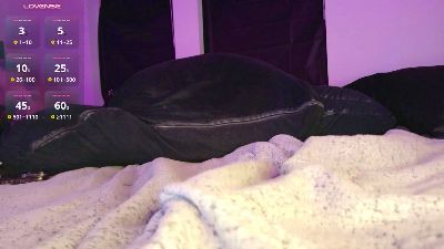 Midnight_Rose live cam on Cam4