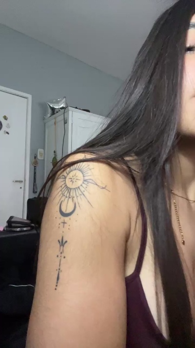 Miel98 live cam on Cam4