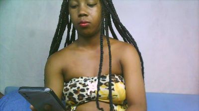 Migaella2 live cam on Cam4
