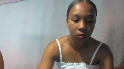 Migaella2 live cam on Cam4