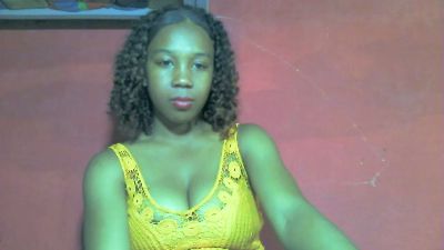 Migaella2 live cam on Cam4
