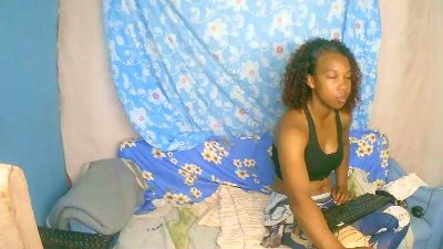 Migaella2 live cam on Cam4