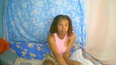 Migaella2 live cam on Cam4