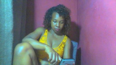 Migaella2 live cam on Cam4