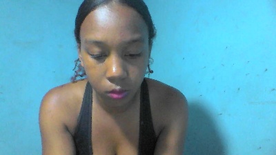 Migaella2 live cam on Cam4