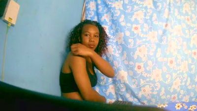 Migaella2 live cam on Cam4
