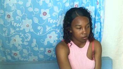 Migaella2 live cam on Cam4