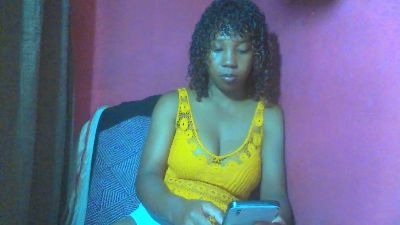 Migaella2 live cam on Cam4