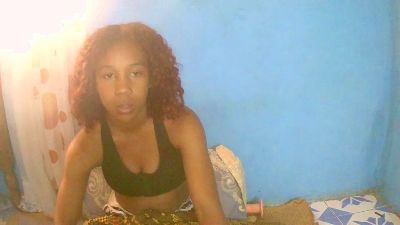 Migaella2 live cam on Cam4
