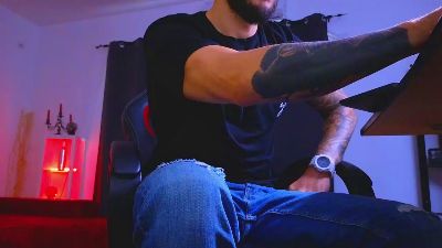 MightyAaronX live cam on Cam4
