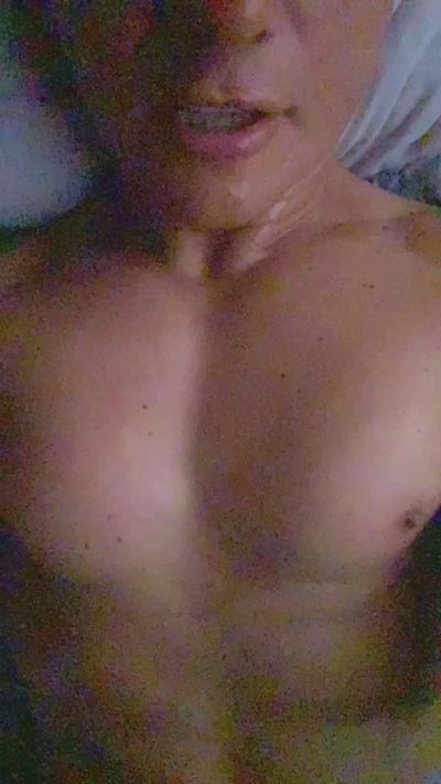 MigueHOT19yo live cam on Cam4