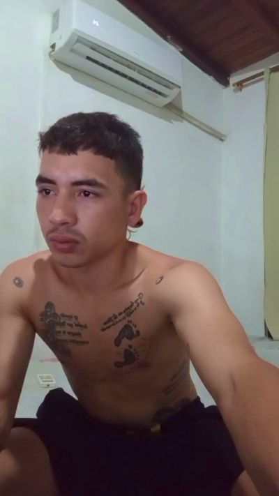 Miguel_19_09 live cam on Cam4