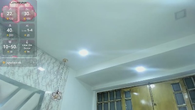 Miia_Peach live cam on Cam4