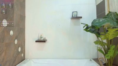 Miia_Rosee_ live cam on Cam4