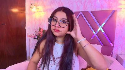 Miia_Smiith live cam on Cam4