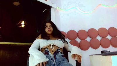 Miiasofiia live cam on Cam4