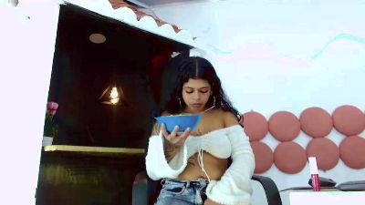Miiasofiia live cam on Cam4