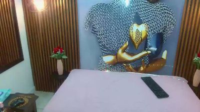 Miiasofiia live cam on Cam4