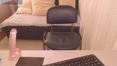 Miidnightt_Dess live cam on Cam4