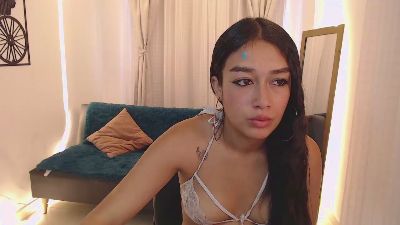 Miidnightt_Dess live cam on Cam4