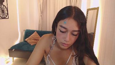 Miidnightt_Dess live cam on Cam4
