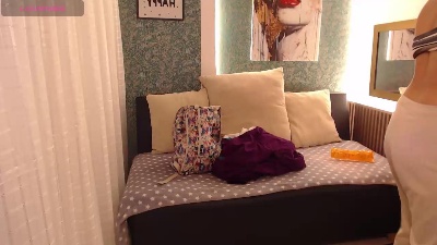 Miidnightt_Dess live cam on Cam4