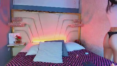 Miila_18 live cam on Cam4