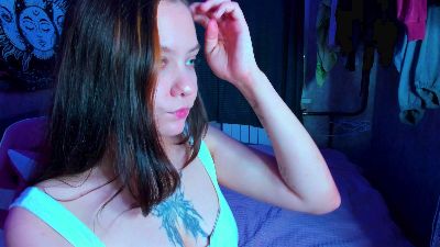 Mika_Moony live cam on Cam4