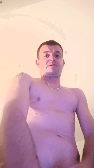 Mikacore live cam on Cam4
